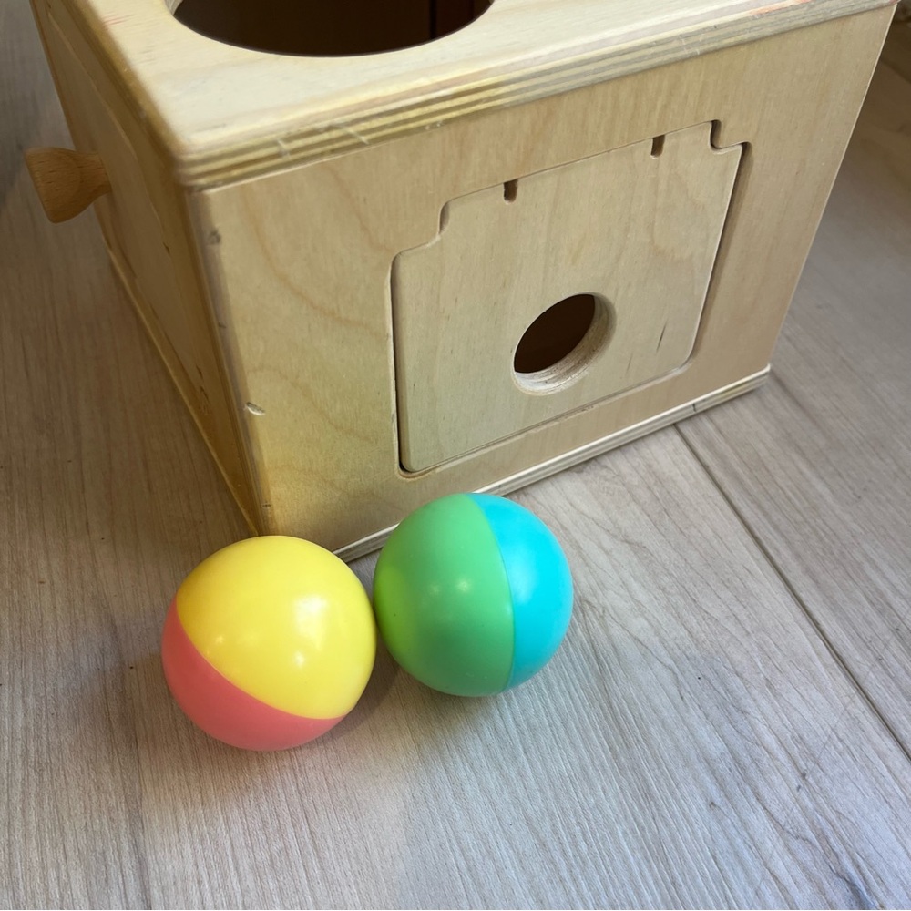 LOVEVERY Slide and Seek Ball Run with two balls - Picture 2 of 5